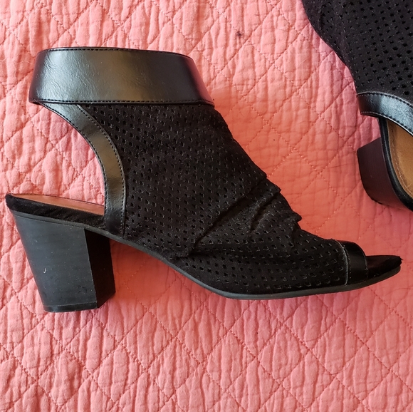 Madeline girl booties - Picture 7 of 7